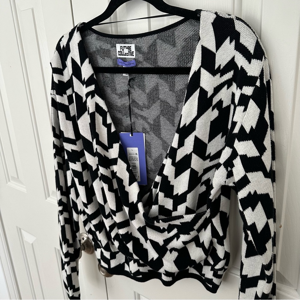 Future Collective Crossover Houndstooth Pullover Crop Sweater Size Large